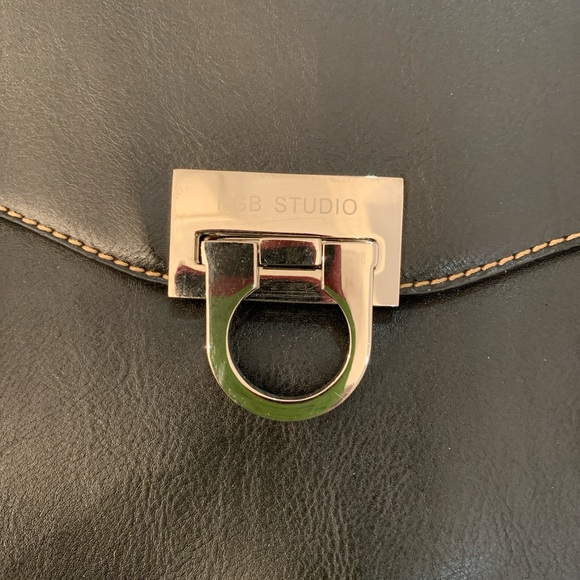 Black Bag with Handles. - Picture 12 of 16